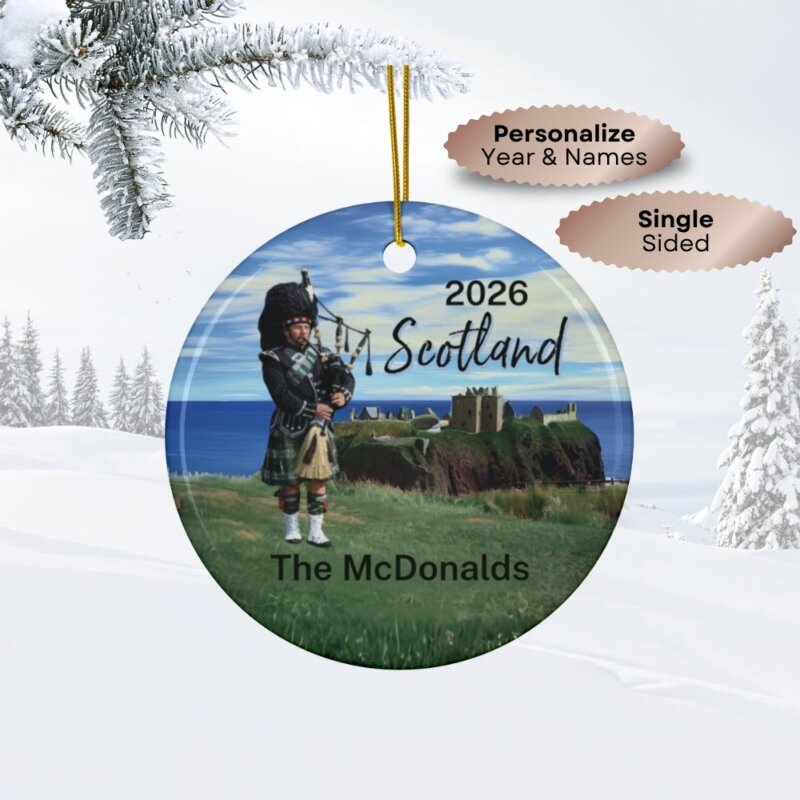 Fernweh.Ornament.Scotland.Bagpiper.Cover.B