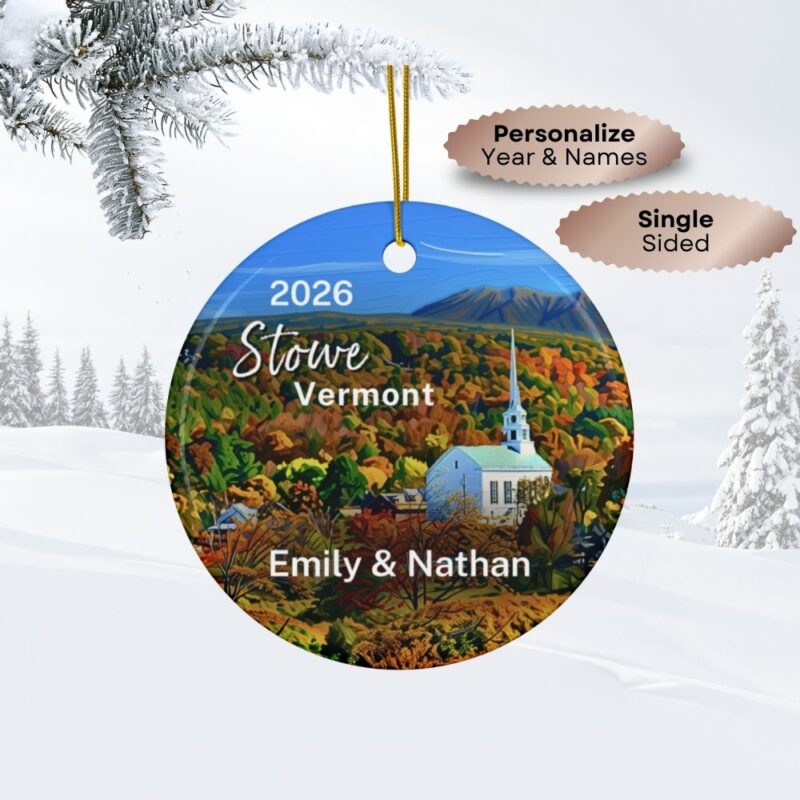 Fernweh.Ornament.USA.Vermont.Stowe.Cover.B